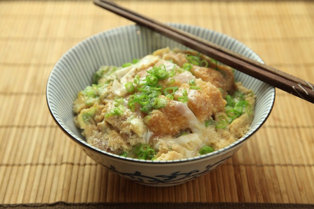 Katsudon (Japanese Chicken or Pork Cutlet and Egg Rice Bowl)